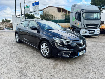 Automóvel RENAULT