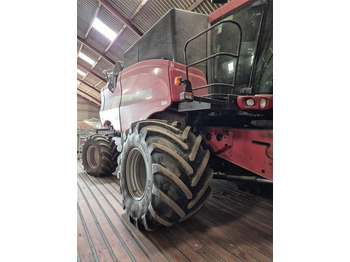 Ceifeira debulhadora CASE IH Axial-Flow