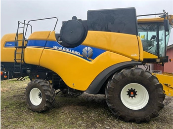 Ceifeira debulhadora NEW HOLLAND CX series