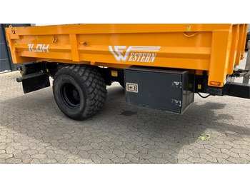 Reboque basculante agrícola