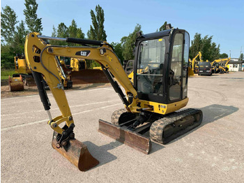 Escavadora de rastos CATERPILLAR 302.7DCR