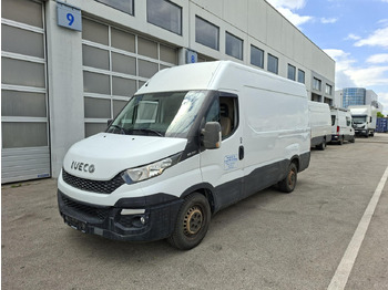 Furgão de passageiros IVECO Daily