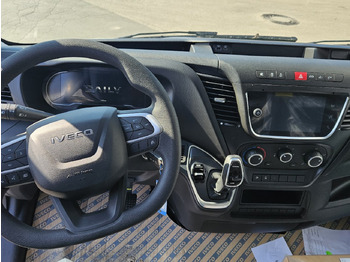 Furgão de passageiros IVECO Daily 35S18H A8: foto 4