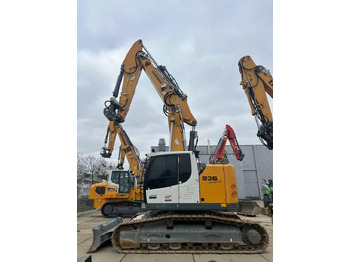 Escavadora de rastos LIEBHERR R 936