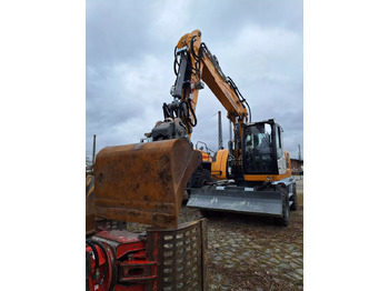 Escavadeira de rodas LIEBHERR A 918