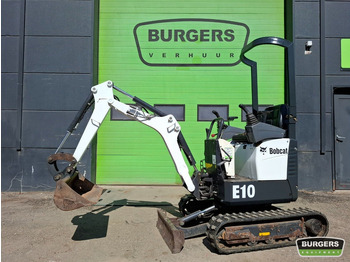 Mini escavadeira BOBCAT E10