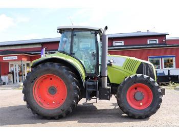 Trator CLAAS Axion 840