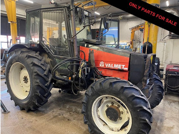 Trator VALMET