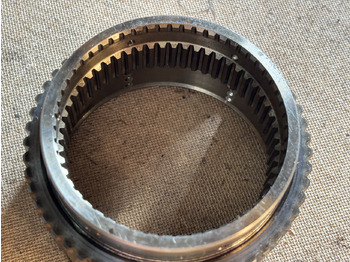 Caixas de velocidade e peças de Trator John Deere 6810 6910 Koło zębate Koło Słoneczne R101187: foto 4 Caixas de velocidade e peças de Trator John Deere 6810 6910 Koło zębate Koło Słoneczne R101187: foto 4