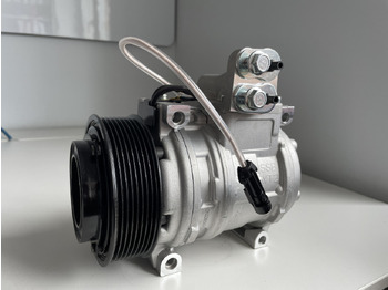 Compressor de ar condicionado JOHN DEERE