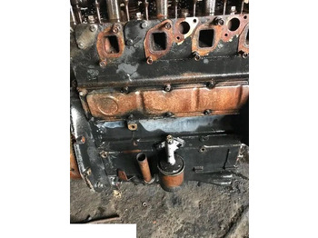 Cabeça do motor CASE