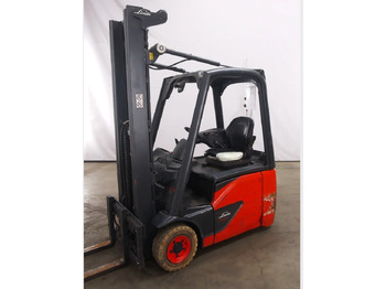 Empilhadeira elétrica LINDE E15