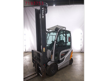 Empilhadeira elétrica STILL RX60