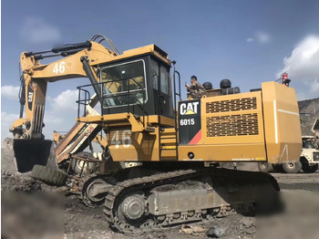 Escavadora de rastos CATERPILLAR