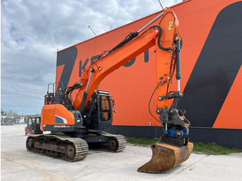 Escavadora de rastos Doosan DX 235 LCR-5 3 D / ROTOTILT / CENTRAL LUBRICATION / AC: foto 4