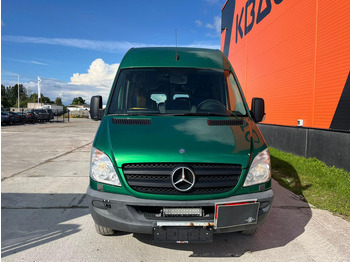 Micro-ônibus, Furgão de passageiros Mercedes-Benz Sprinter 4x2 19 +1 SEATS / AC: foto 2 Micro-ônibus, Furgão de passageiros Mercedes-Benz Sprinter 4x2 19 +1 SEATS / AC: foto 2