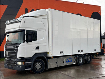 Caminhão furgão SCANIA R 580