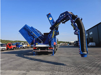 Caminhão limpa fossa IVECO