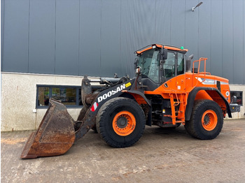 Carregadeira de rodas DOOSAN DL350