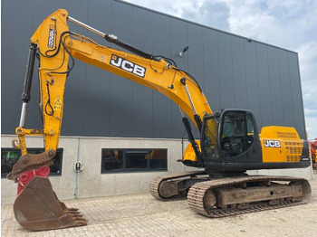 Escavadora de rastos JCB