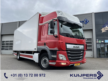 Caminhão furgão DAF CF 410