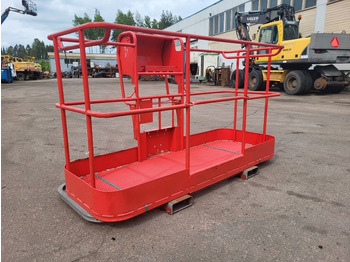 Plataforma de mastro vertical MANITOU 200 ATJ