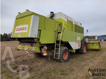 Ceifeira debulhadora para transporte de alimentos Claas Dominator 108 SL: foto 5