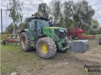 Trator JOHN DEERE 6210R