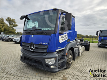 Caminhão chassi Mercedes-Benz Actros 1843: foto 2
