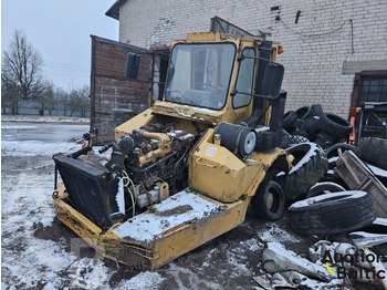 Caminhão articulado MOXY