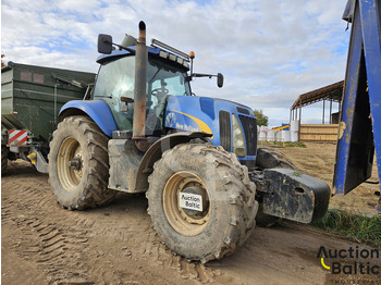 Trator NEW HOLLAND T8040