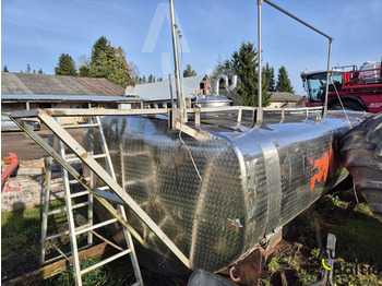 Caminhão tanque Tank: foto 4