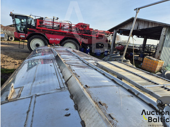 Caminhão tanque Tank: foto 5