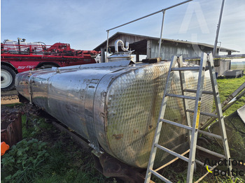 Caminhão tanque Tank: foto 3