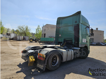 Tractor DAF XF105.460: foto 3