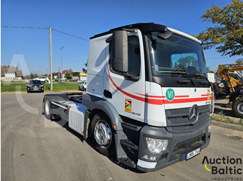 Tractor Mercedes-Benz Actros: foto 2
