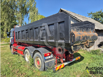 Caminhão basculante Volvo FM12: foto 3
