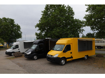 Carrinha de contentor IVECO Daily