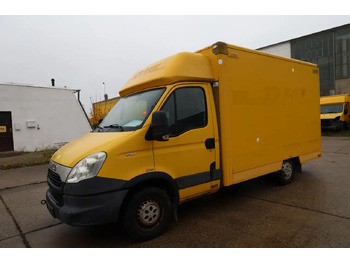 Carrinha de contentor IVECO Daily