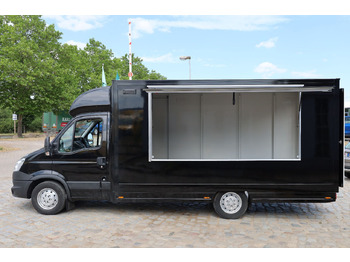 Carrinha de contentor IVECO Daily