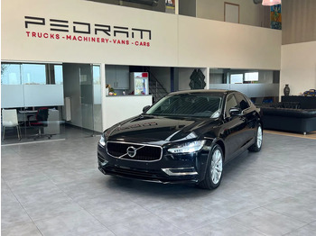 Sedã VOLVO