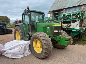 Trator JOHN DEERE 6910