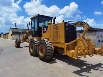 Motoniveladora CATERPILLAR 140G