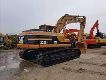 Escavadora de rastos CATERPILLAR 320B: foto 4