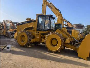 Mini carregadeira de esteiras CATERPILLAR 862G: foto 2