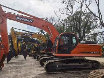 Escavadora de rastos DOOSAN DX300