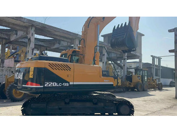 Escavadora de rastos HYUNDAI 220LC-9S-excavator: foto 4