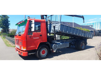 Caminhão basculante, Caminhão grua Volvo FL 10.320 4x2 Kipper Crane Steel Suspension: foto 2