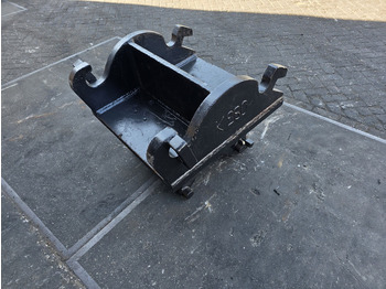 Acoplamento rápido de Máquina de construção verloop cw 45 naar cw 40 adaptor plate cw 45 cw 40: foto 3