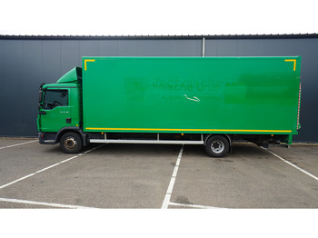 Caminhão furgão MAN TGL 12.180